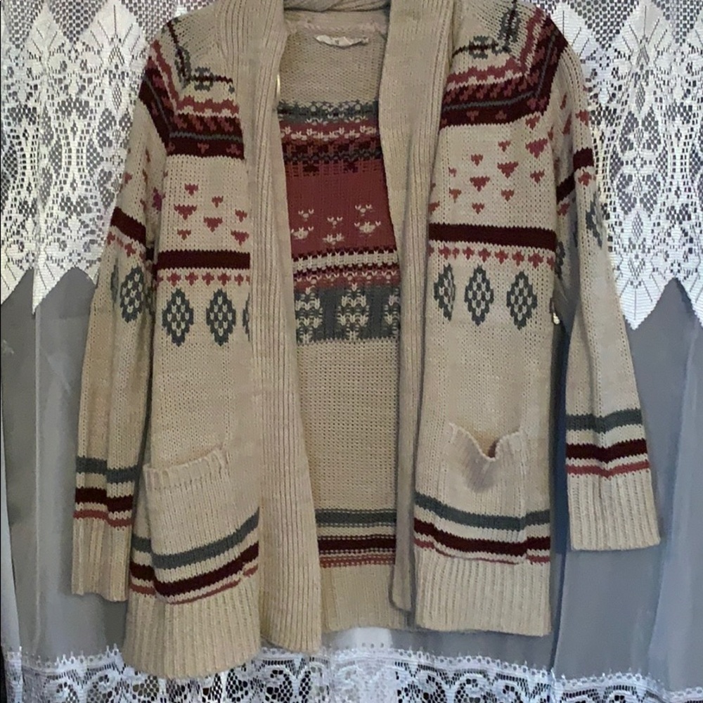 Thick, tan cardigan